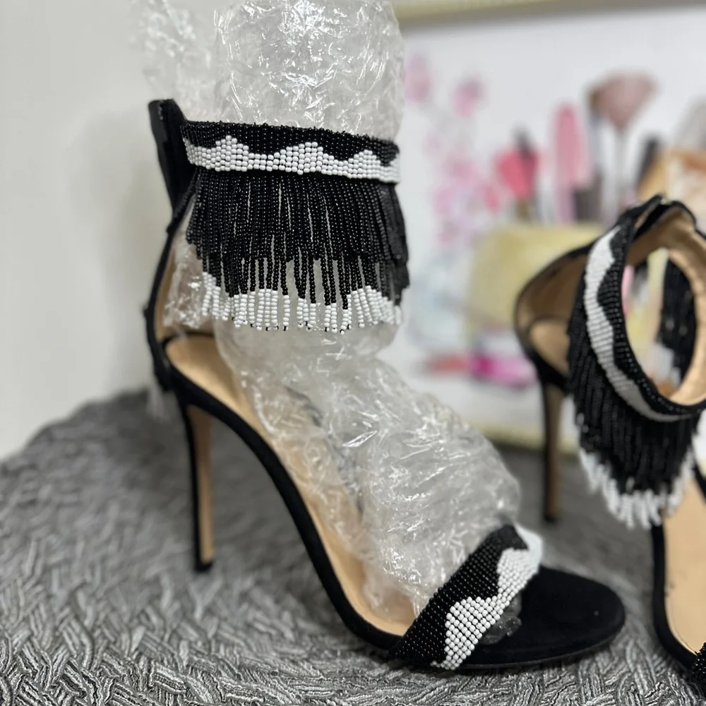 Gianvito Rossi Beaded And Suede heels. - Picture 4 of 14